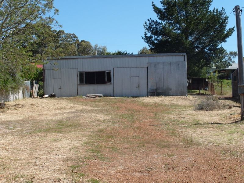 31 Blackwood Road, Greenbushes WA 6254