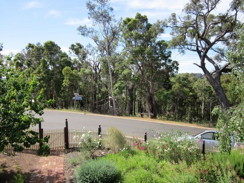 36 Blechynden Street, Bridgetown WA 6255