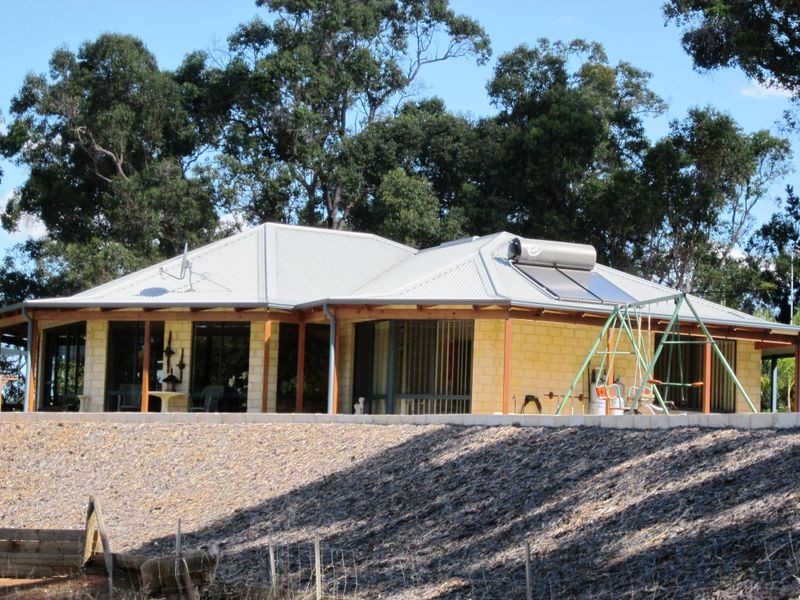 67 Carey Street, Bridgetown WA 6255