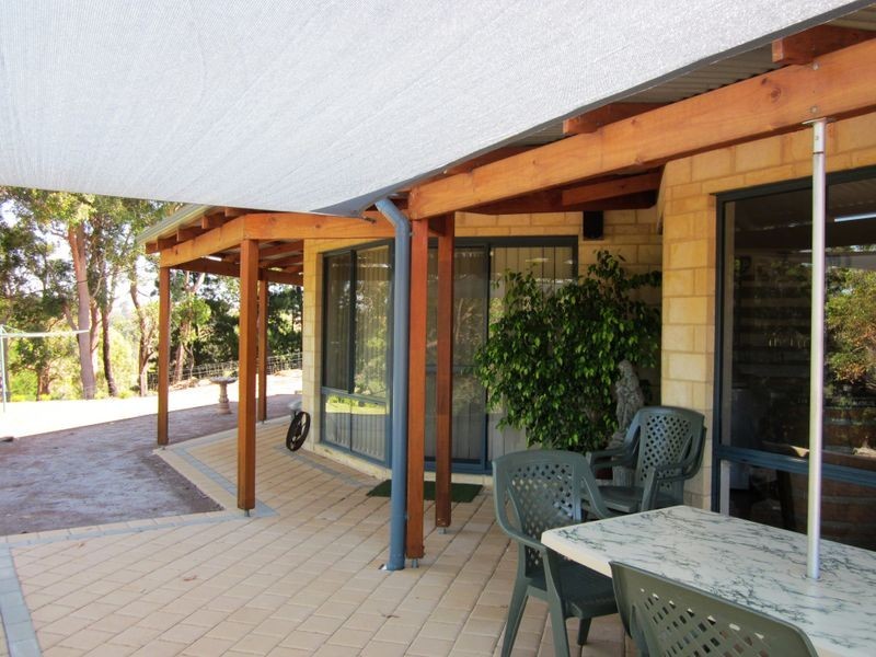 67 Carey Street, Bridgetown WA 6255