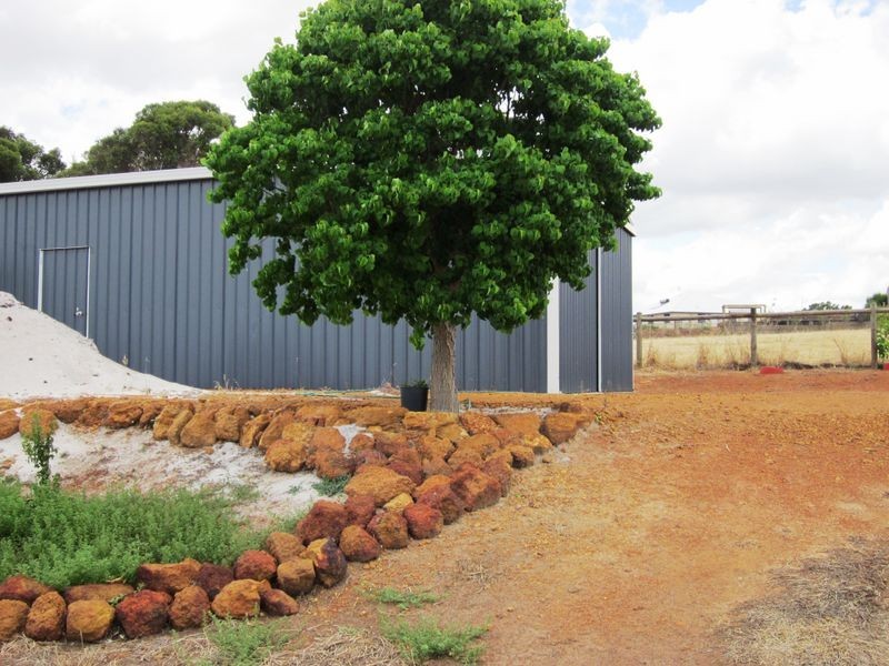 64 Balmoral Drive, Bridgetown WA 6255