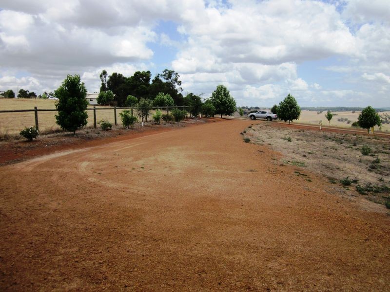 64 Balmoral Drive, Bridgetown WA 6255