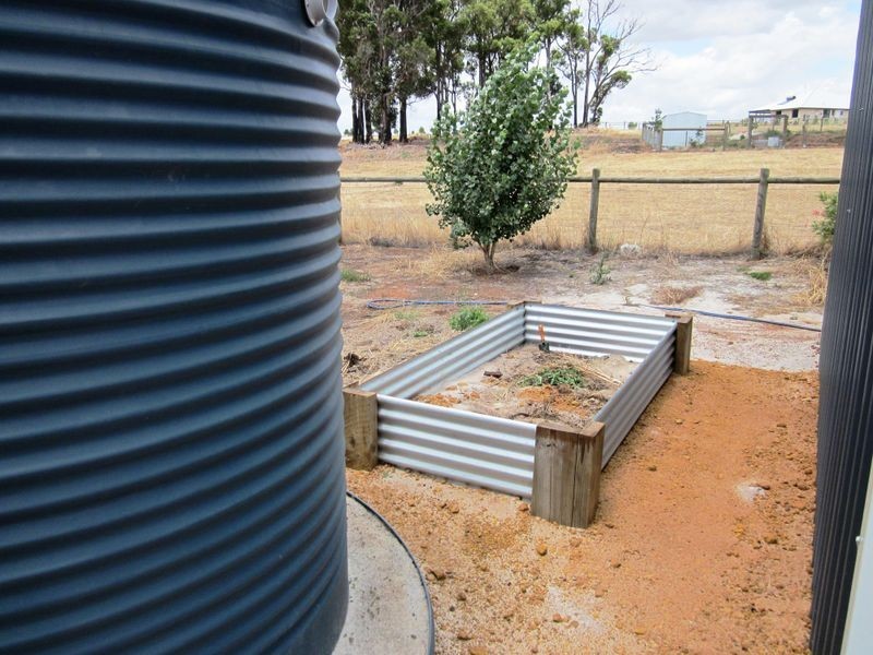 64 Balmoral Drive, Bridgetown WA 6255