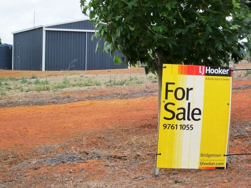 64 Balmoral Drive, Bridgetown WA 6255