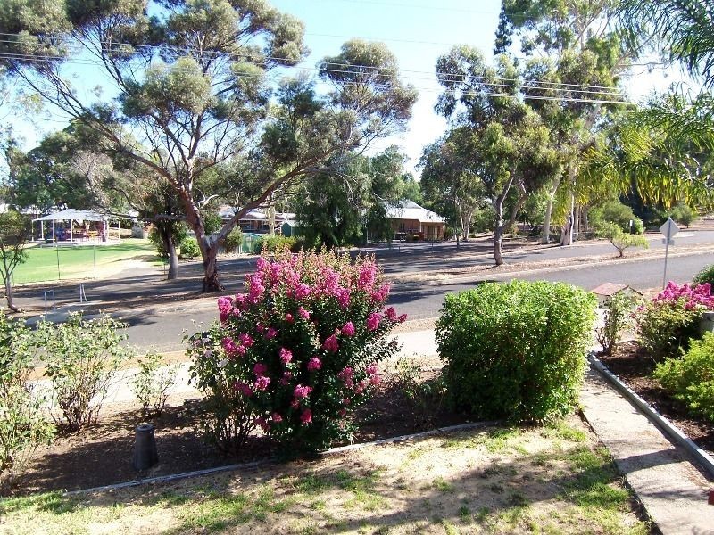 16 Barron Street, Boyup Brook WA 6244