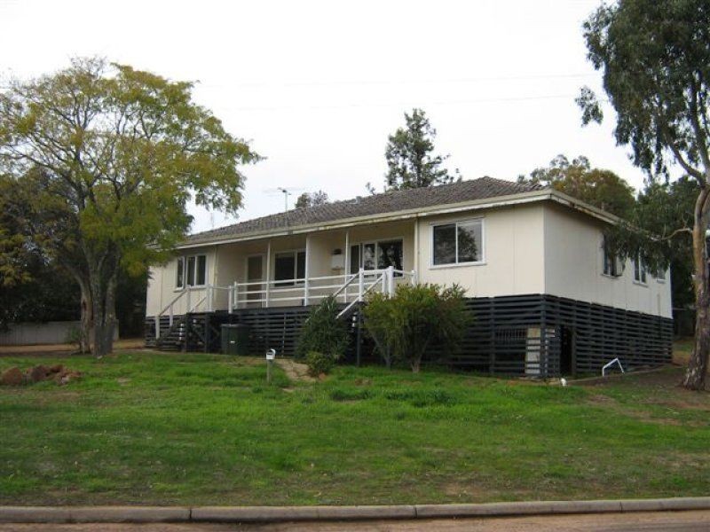 17b Proctor Street, Boyup Brook WA 6244
