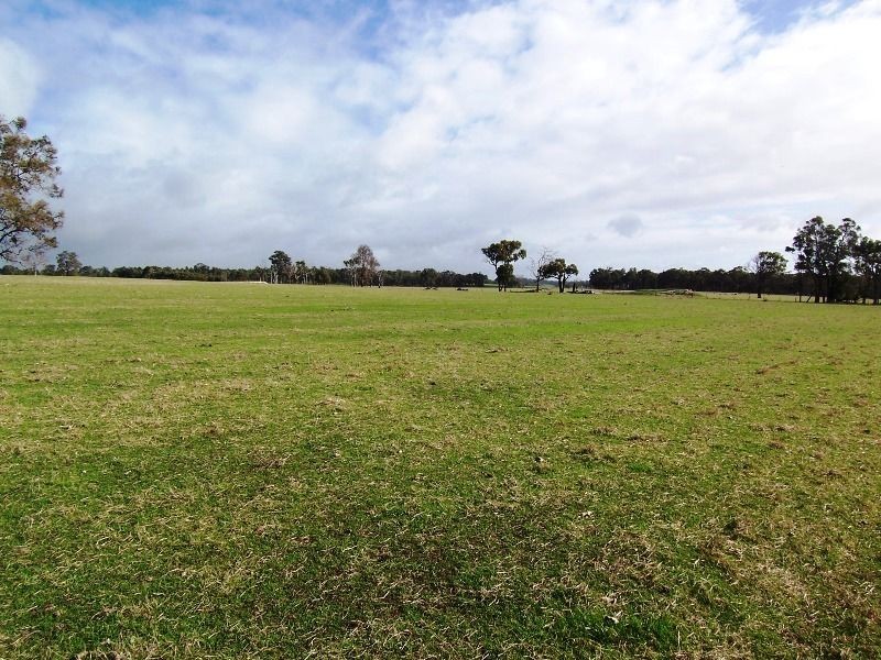 7266 Boyup Brook – Mayanup Road, Boyup Brook WA 6244