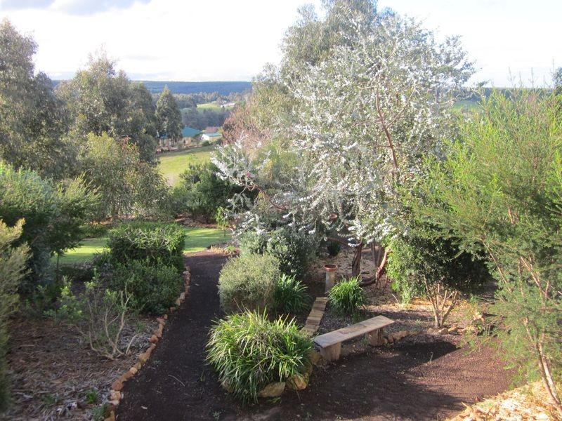 16 Silverbirch Heights, Bridgetown WA 6255