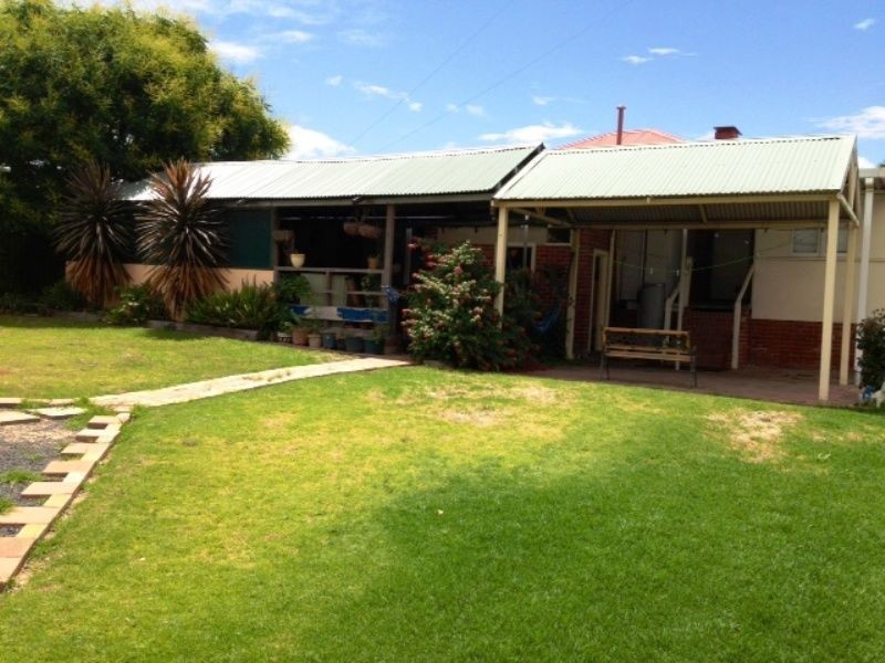 33 Barron Street, Boyup Brook WA 6244