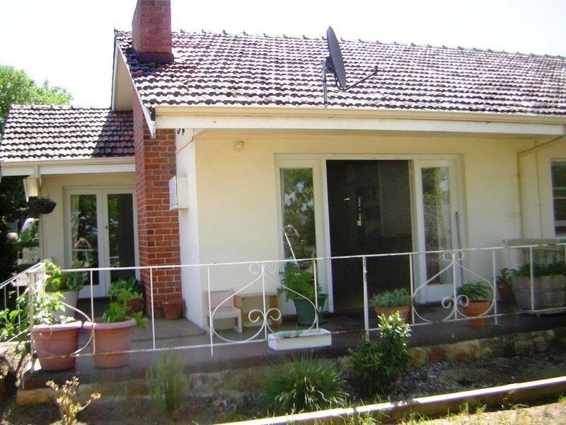 10 Robinson Avenue, Boyup Brook WA 6244