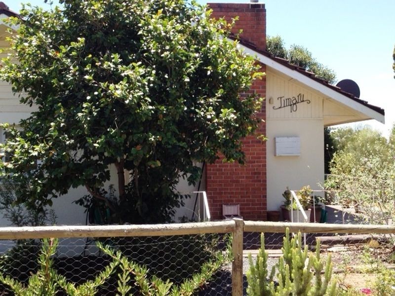 10 Robinson Avenue, Boyup Brook WA 6244