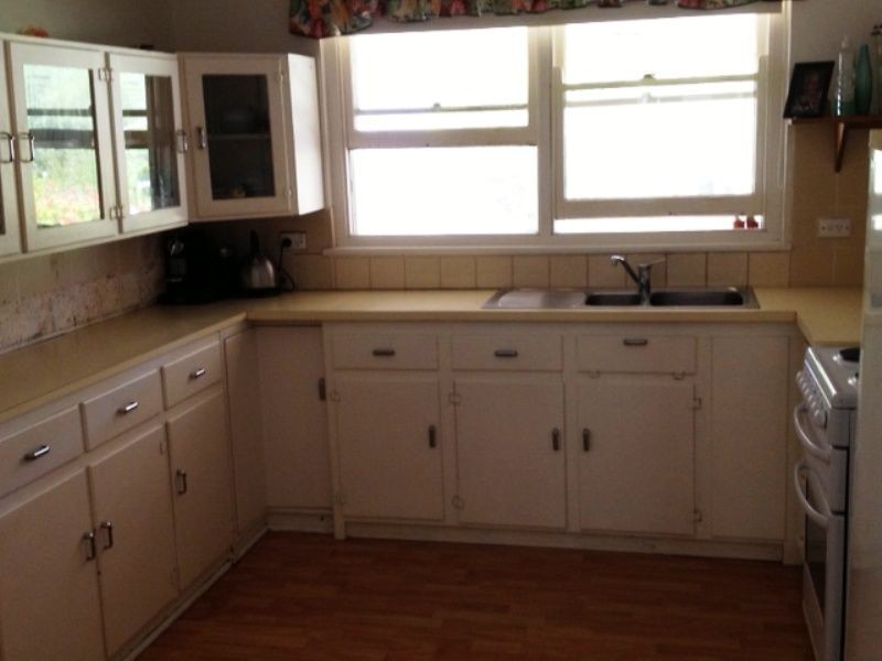 10 Robinson Avenue, Boyup Brook WA 6244