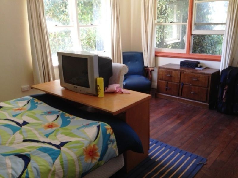 10 Robinson Avenue, Boyup Brook WA 6244