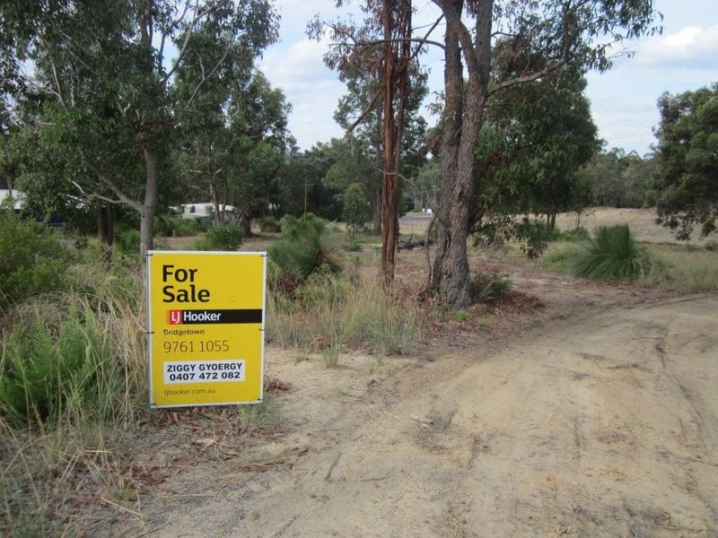 14 Reid Place, Boyup Brook WA 6244