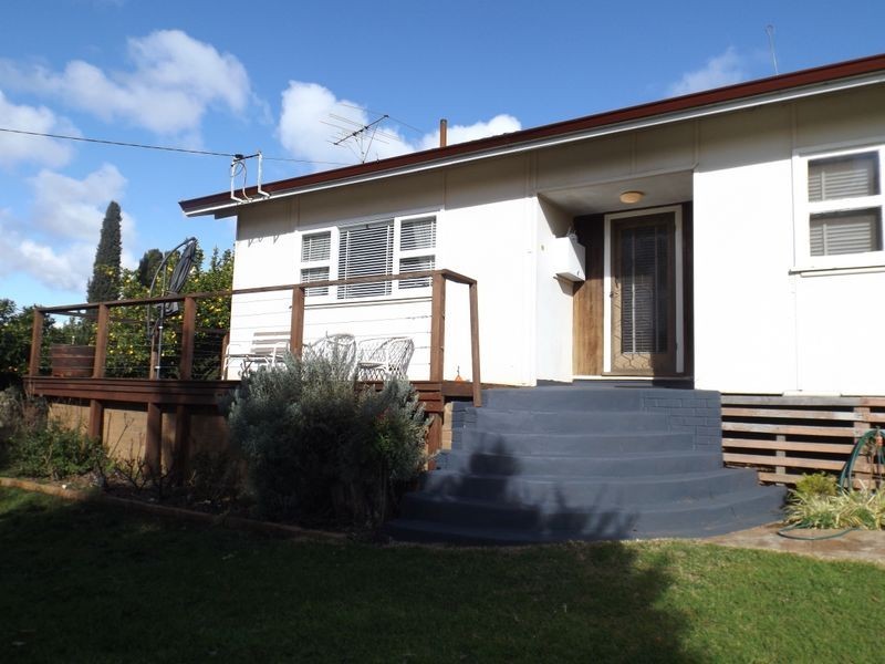 19 Henry Street, Bridgetown WA 6255