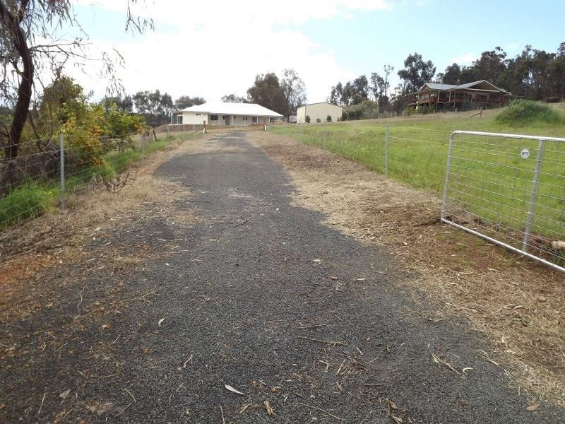 15 Ewing Place, Bridgetown WA 6255