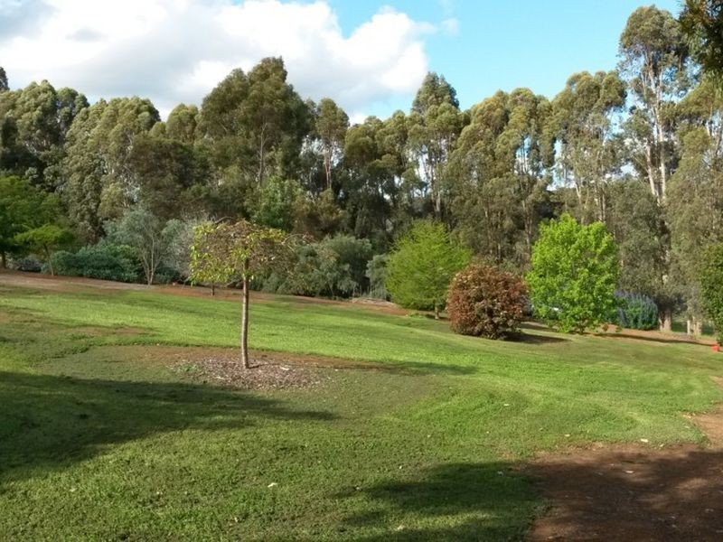 8 Cutmore Crescent, Bridgetown WA 6255