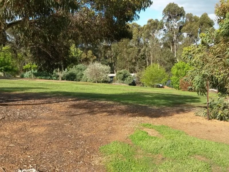 8 Cutmore Crescent, Bridgetown WA 6255