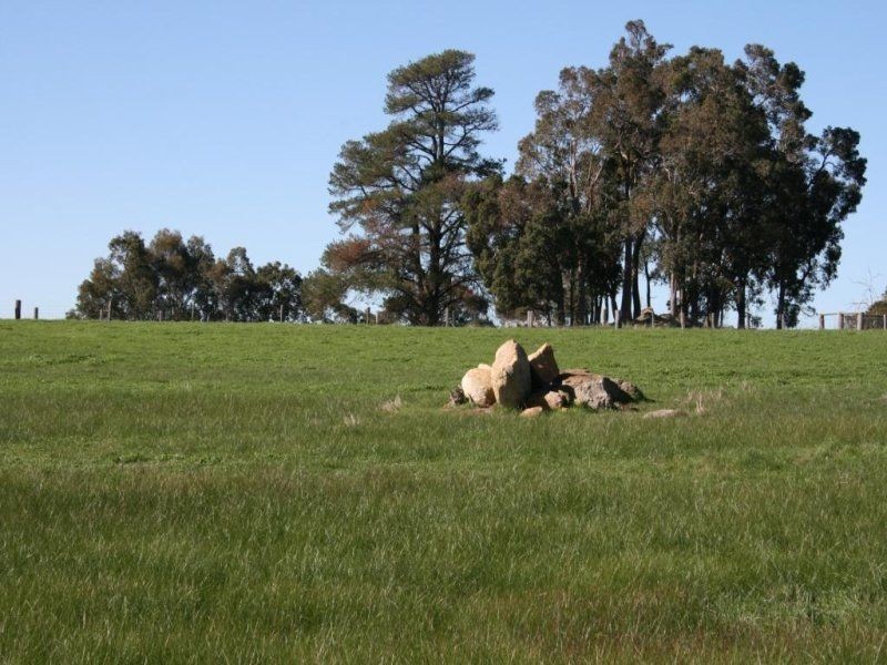 L 239 Ridgeview Avenue, Boyup Brook WA 6244