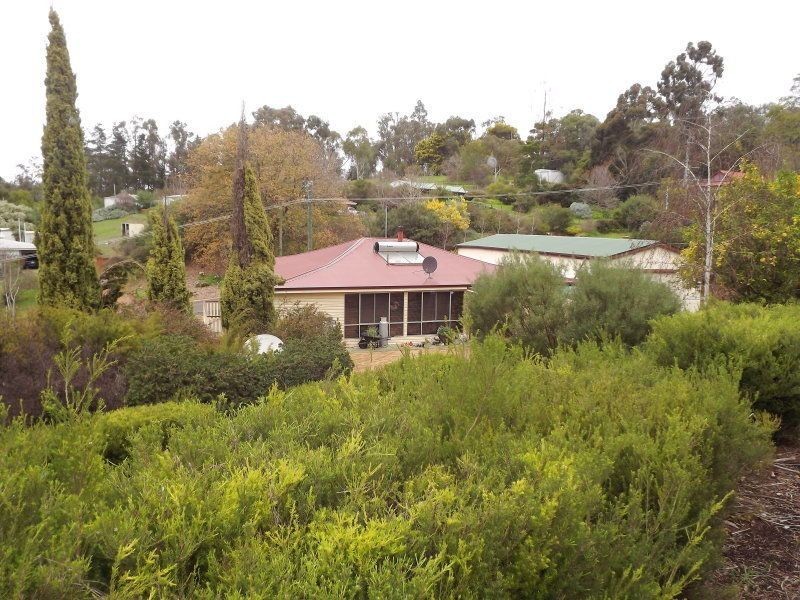 8 Loftie Street, Bridgetown WA 6255