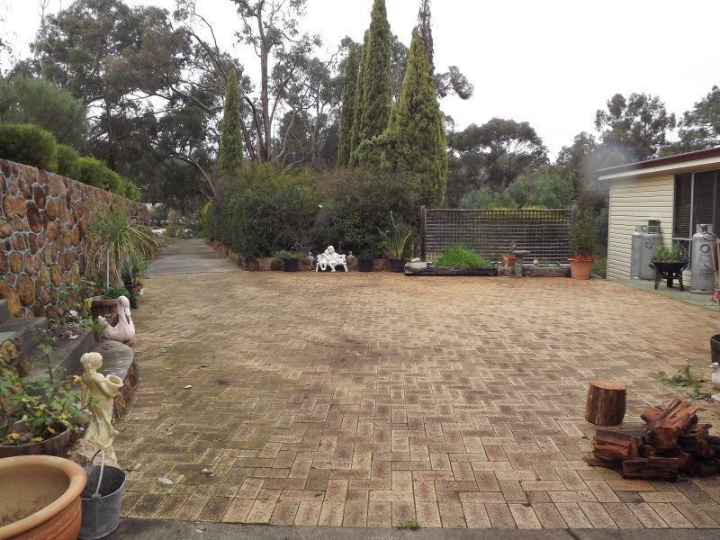 8 Loftie Street, Bridgetown WA 6255