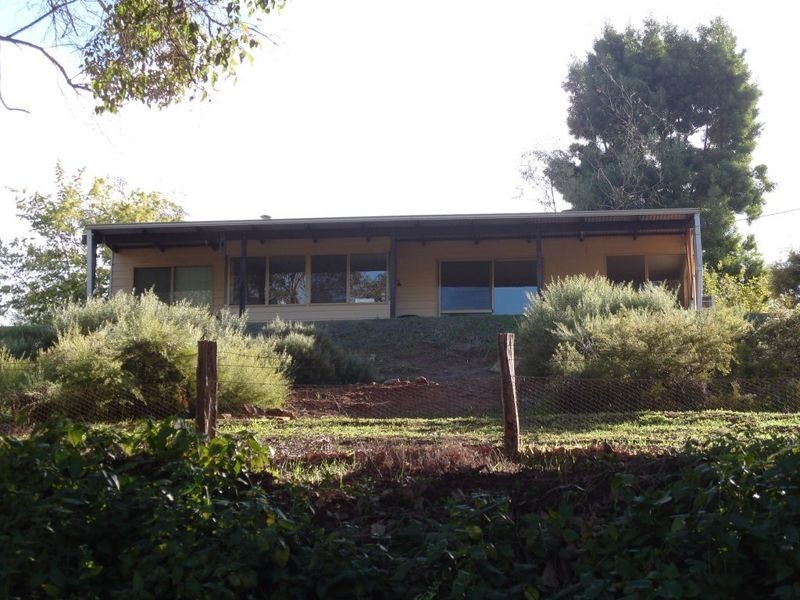 7 West Blackwood Terrace, Bridgetown WA 6255