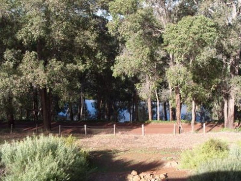 7 West Blackwood Terrace, Bridgetown WA 6255