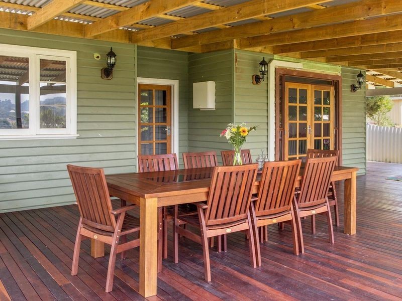 2 Toyer Street, Bridgetown WA 6255