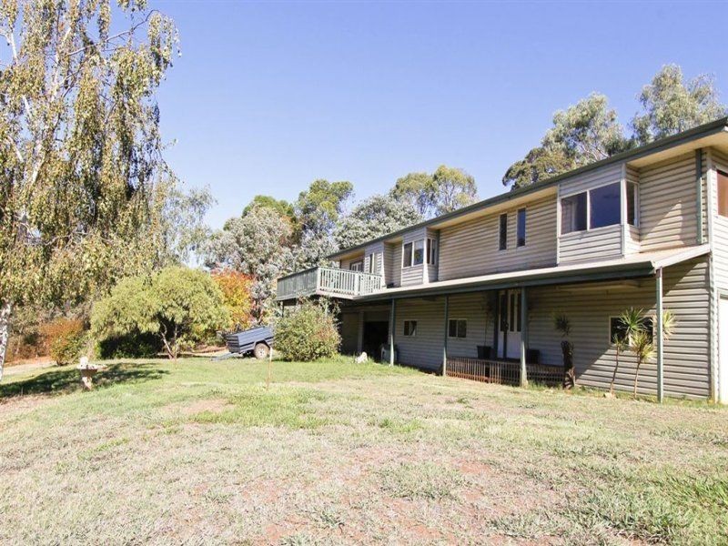 15 West Blackwood Terrace, Bridgetown WA 6255