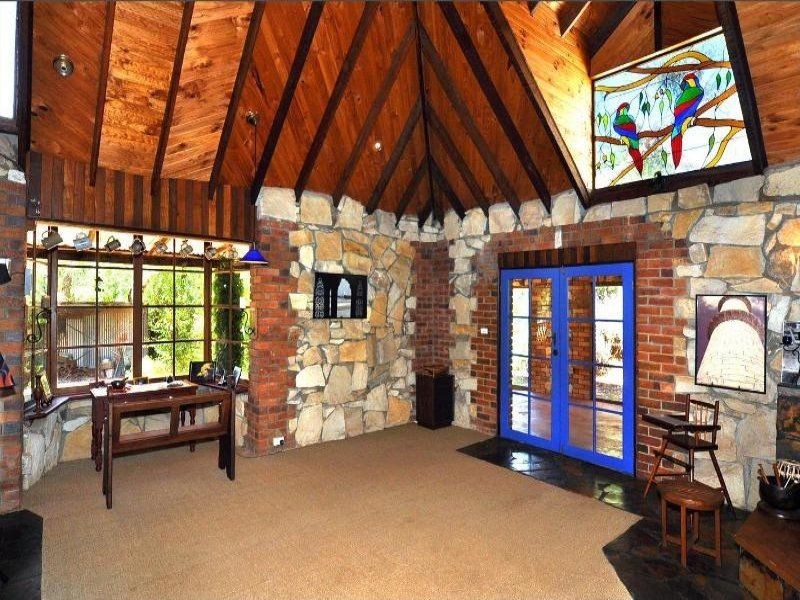 11 West Blackwood Terrace, Bridgetown WA 6255