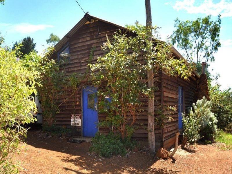 11 West Blackwood Terrace, Bridgetown WA 6255