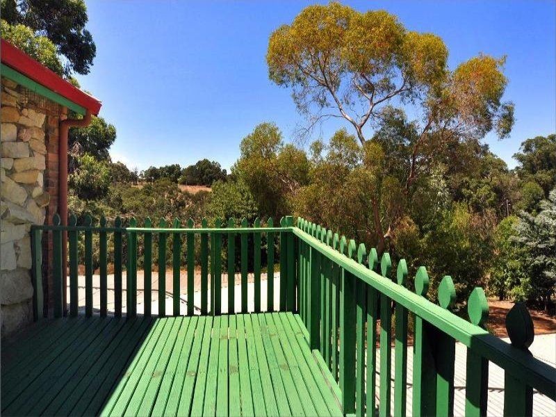 11 West Blackwood Terrace, Bridgetown WA 6255