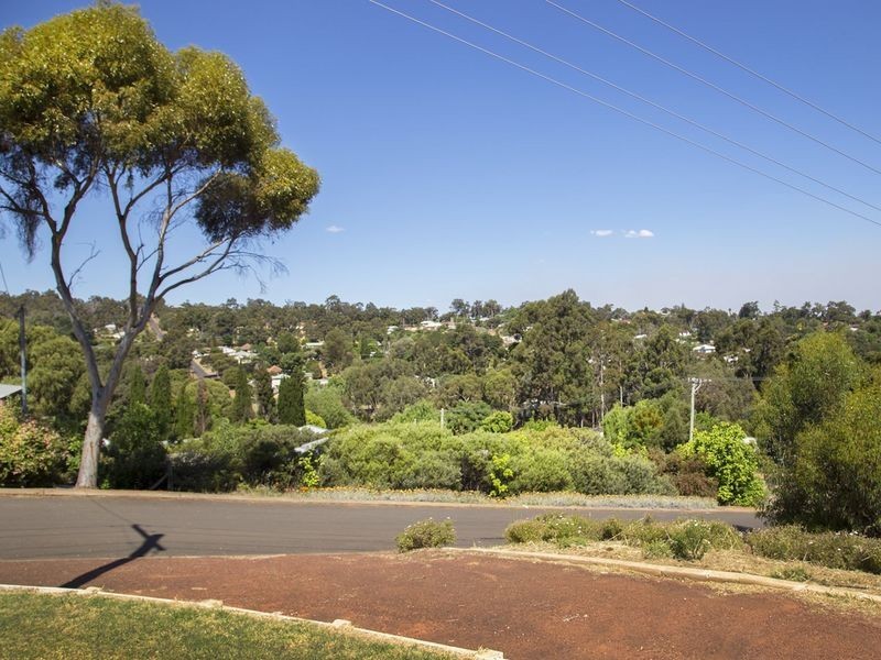 1 Orchard Close, Bridgetown WA 6255