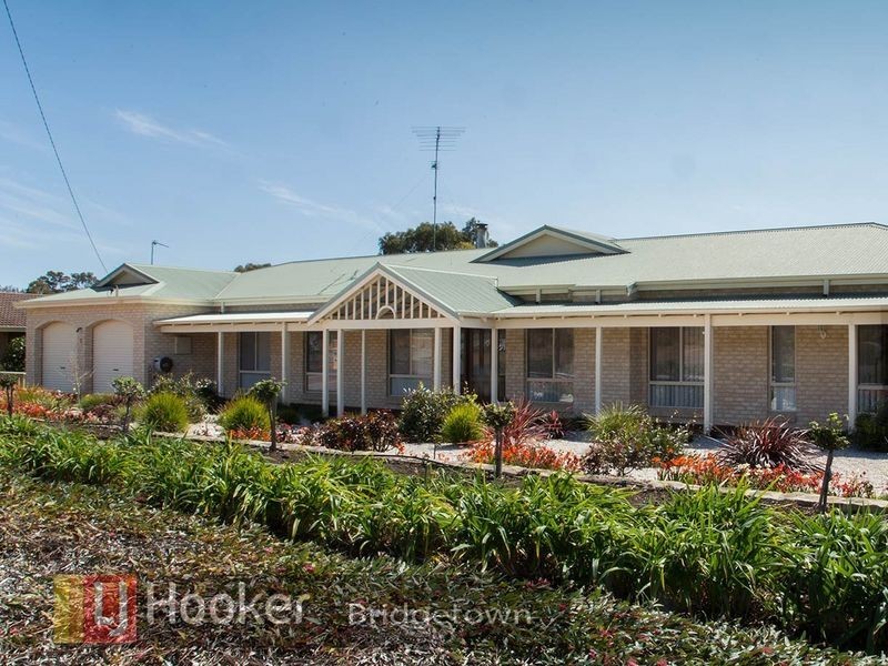 8 Reid Place, Boyup Brook WA 6244