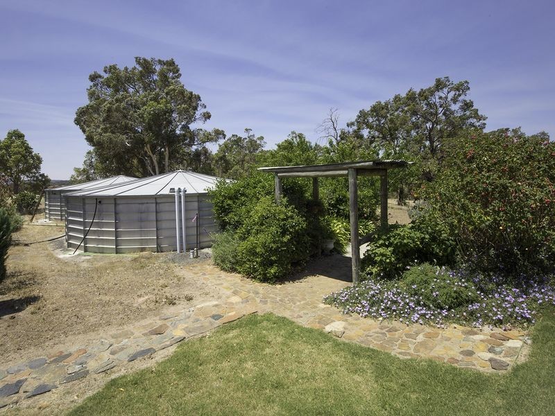 4 Barron Court, Boyup Brook WA 6244