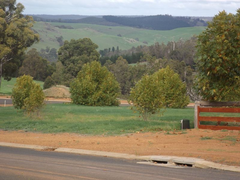 Lot 194 (2 Aberdeen Avenue, Bridgetown WA 6255