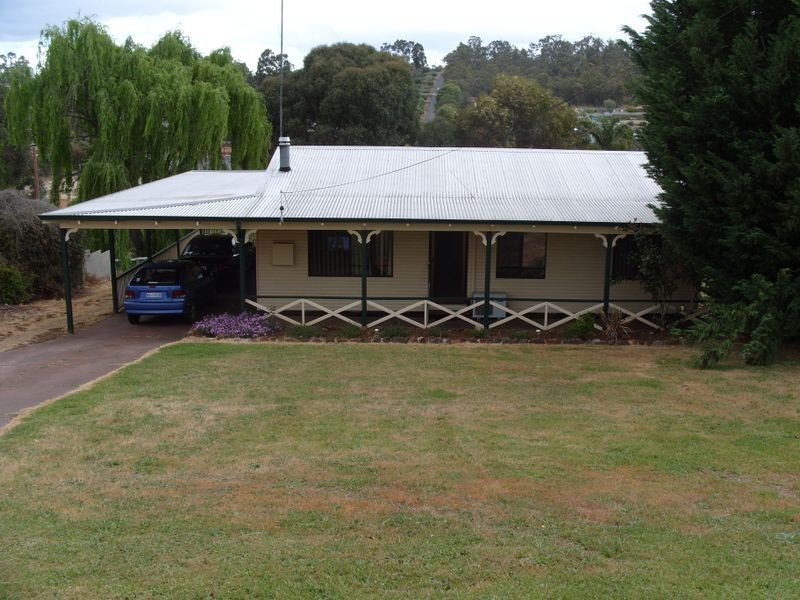 32 Forrest St, Bridgetown WA 6255