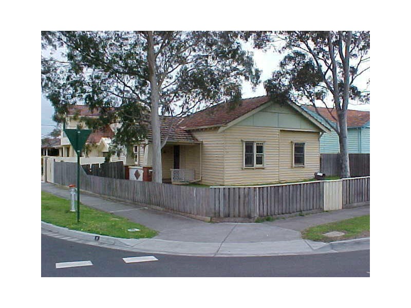 19 Bletchley Road, Hughesdale VIC 3166