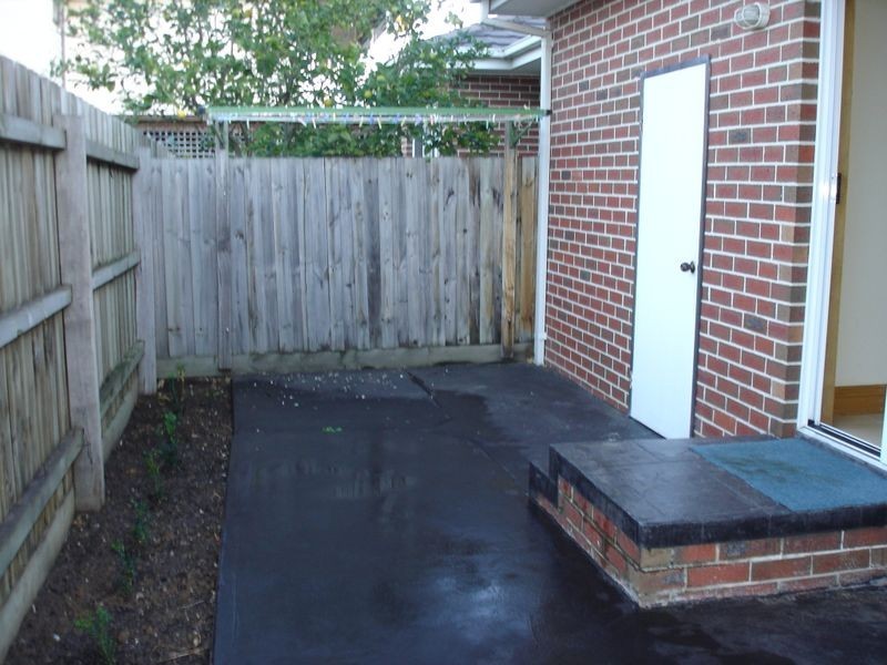 2/6 Stewart Road, Oakleigh East VIC 3166