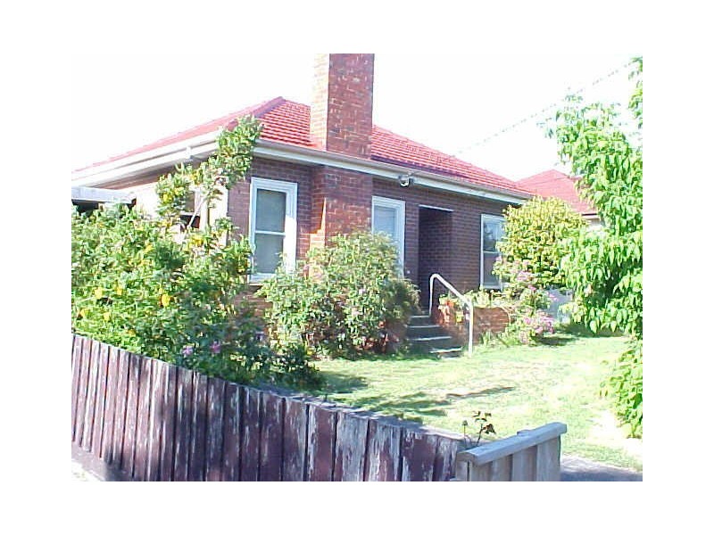 11 Bond Street, Clayton South VIC 3169