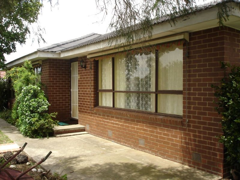 32 Lorna Street, Cranbourne VIC 3977