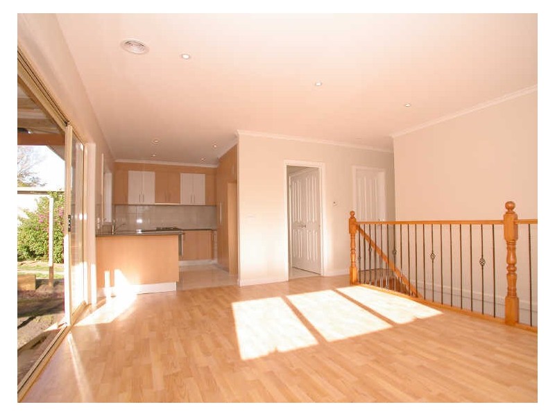 1/103 Power Avenue, Chadstone VIC 3148