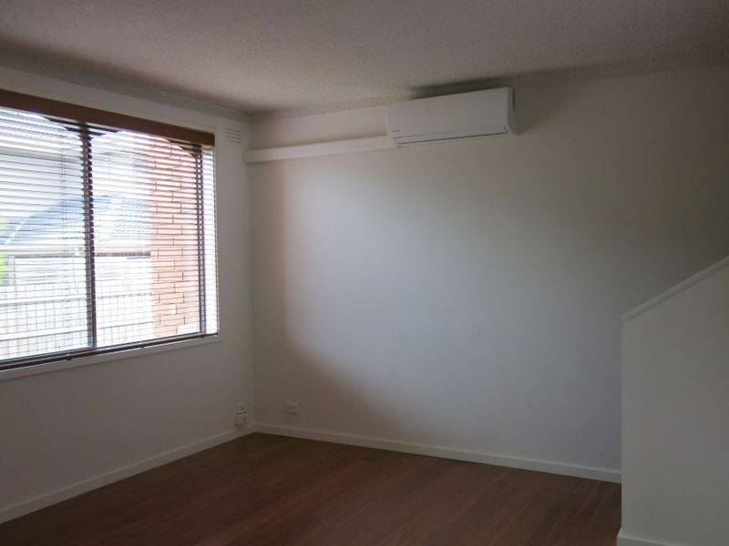 2/1767 Dandenong Road, Oakleigh East VIC 3166