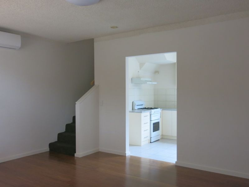 2/1767 Dandenong Road, Oakleigh East VIC 3166