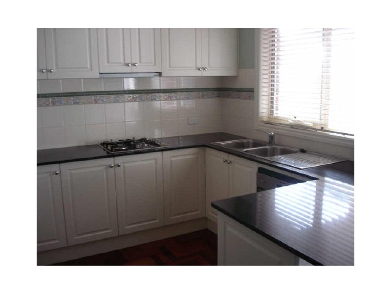 2/13-15 Heath Avenue, Oakleigh VIC 3166