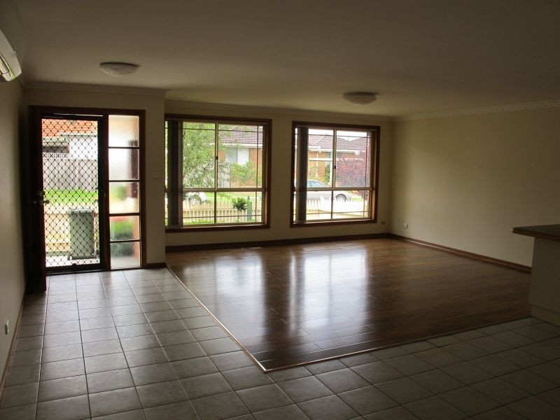 2/8 Stewart Road, Oakleigh East VIC 3166