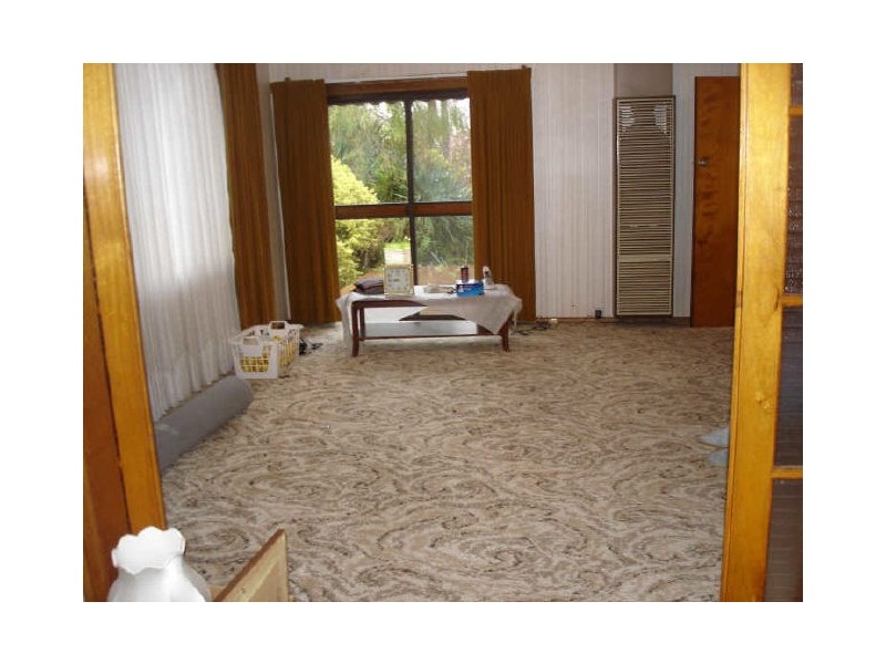 2 Sumersett Avenue, Oakleigh South VIC 3167