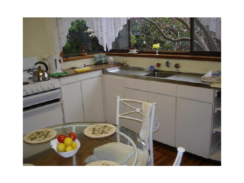 2 Sumersett Avenue, Oakleigh South VIC 3167