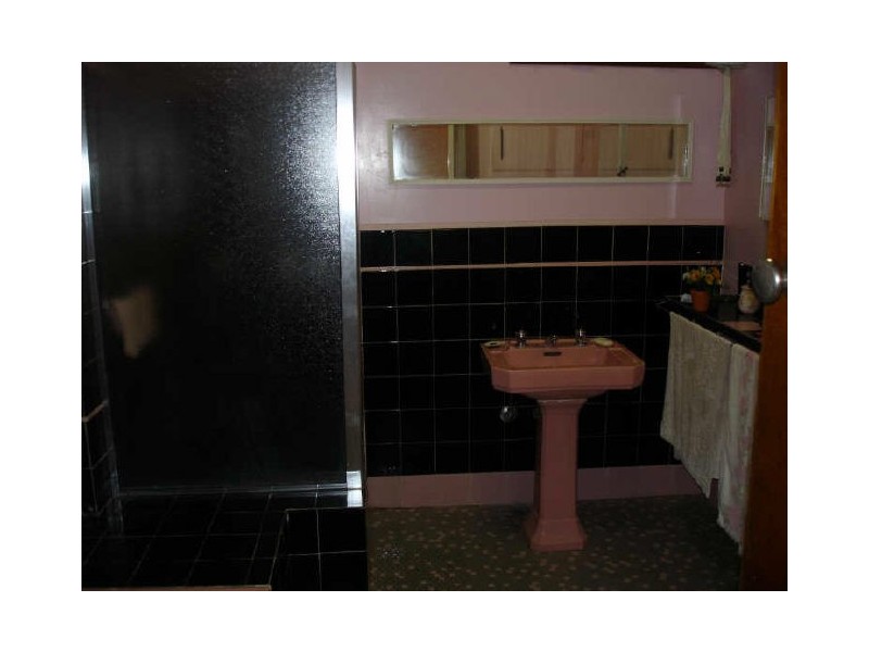 2 Sumersett Avenue, Oakleigh South VIC 3167