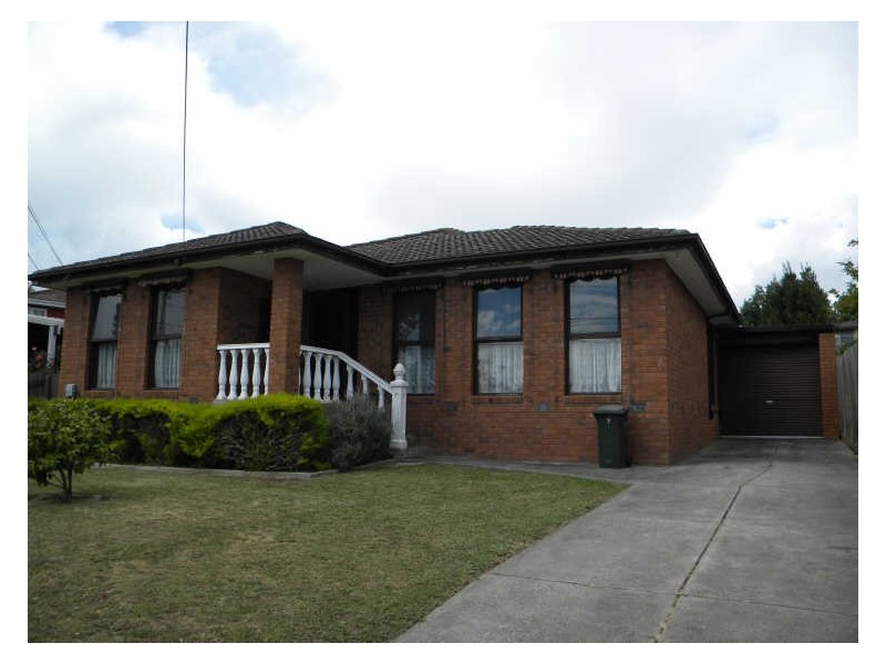 7 Salvana Avenue, Mitcham VIC 3132